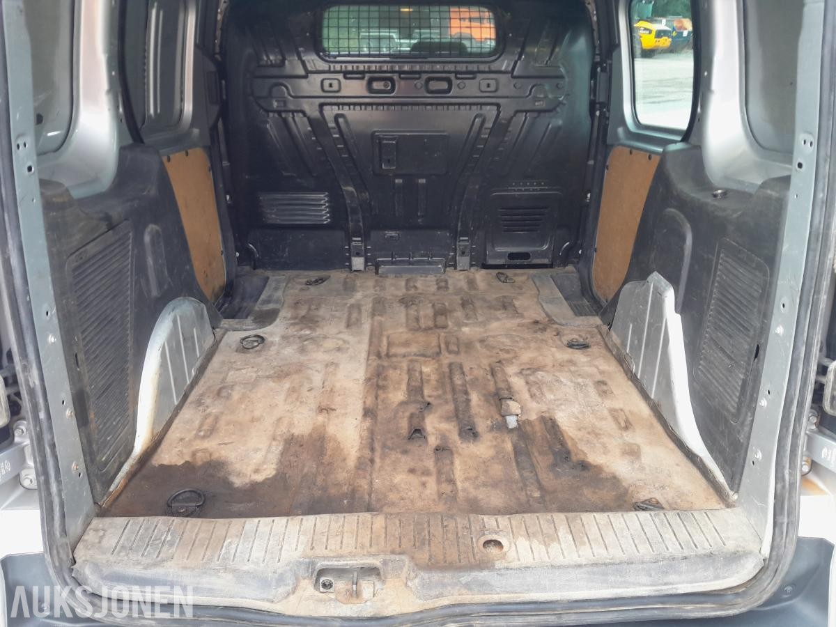 2017 FORD TRANSIT CONNECT 101HK HENGERFESTE 2 HJULSETT